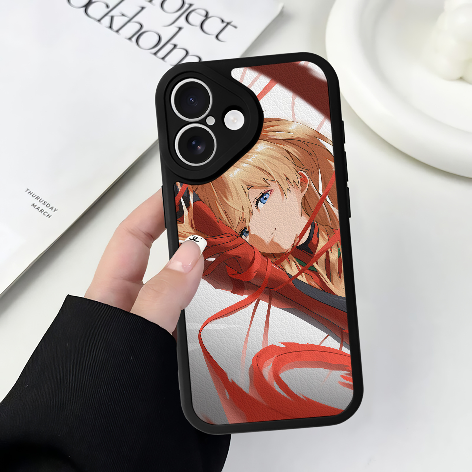 （画像用） EVA 新世紀エヴァンゲリオン 【iPhone 16シリーズ対応】シリコンスマホケース（レザー調） 材質：シリコン